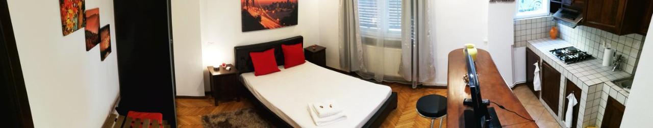 Martini Studio Apartment Bucharest Exterior photo